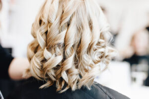 Commercial portrait and event photography for Guldkammen Frisörer Hairstylists - curly hairstyles